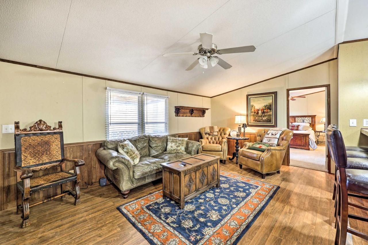 Ozark Mountain Cabin Rental On 300-Acre Ranch Exterior foto
