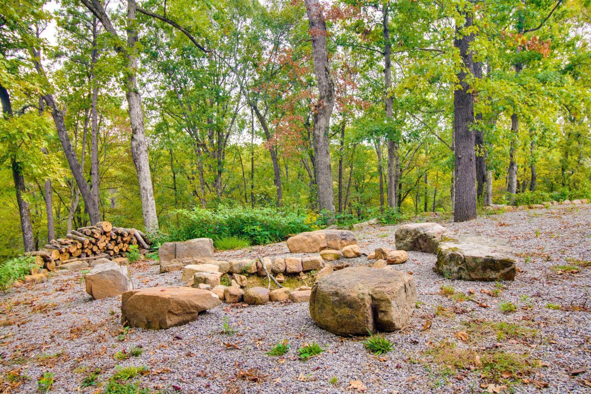 Ozark Mountain Cabin Rental On 300-Acre Ranch Exterior foto